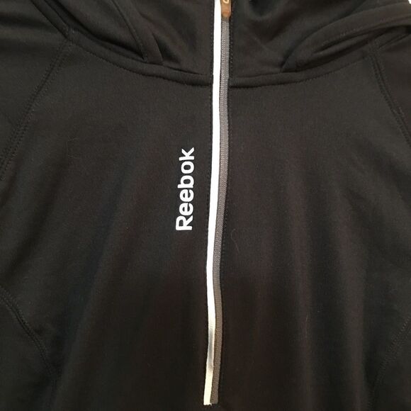 Reebok Reflective spandex thumbhole Hoodie - Picture 2 of 7